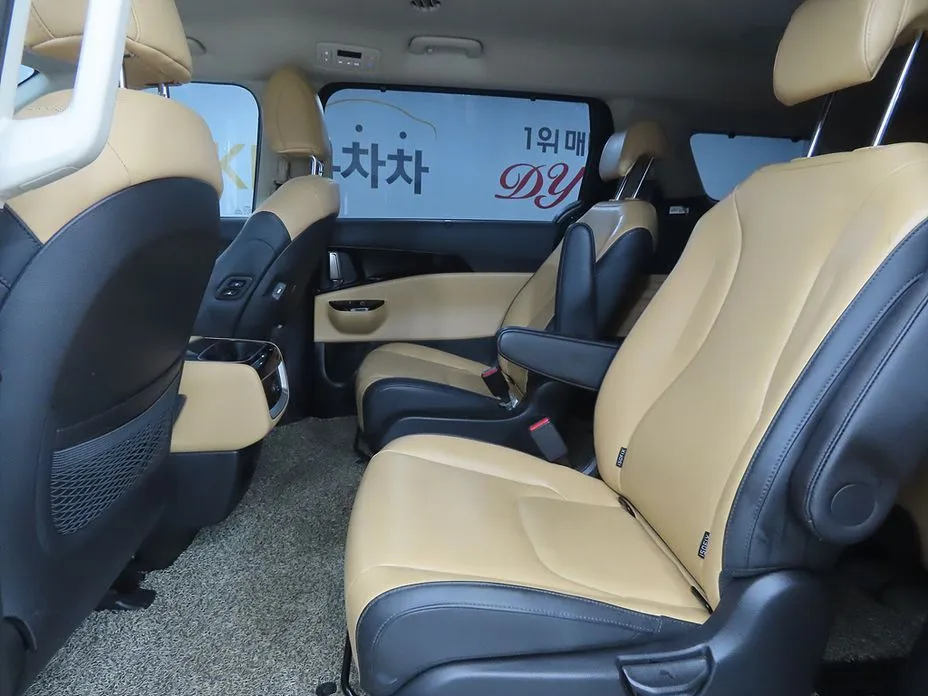 Kia Carnival 2023 из KR, фото 3