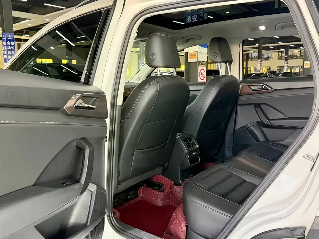 Volkswagen Tharu 2022 из CN, фото 2