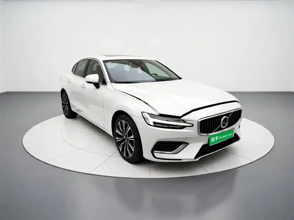 Volvo S60 — фото 2