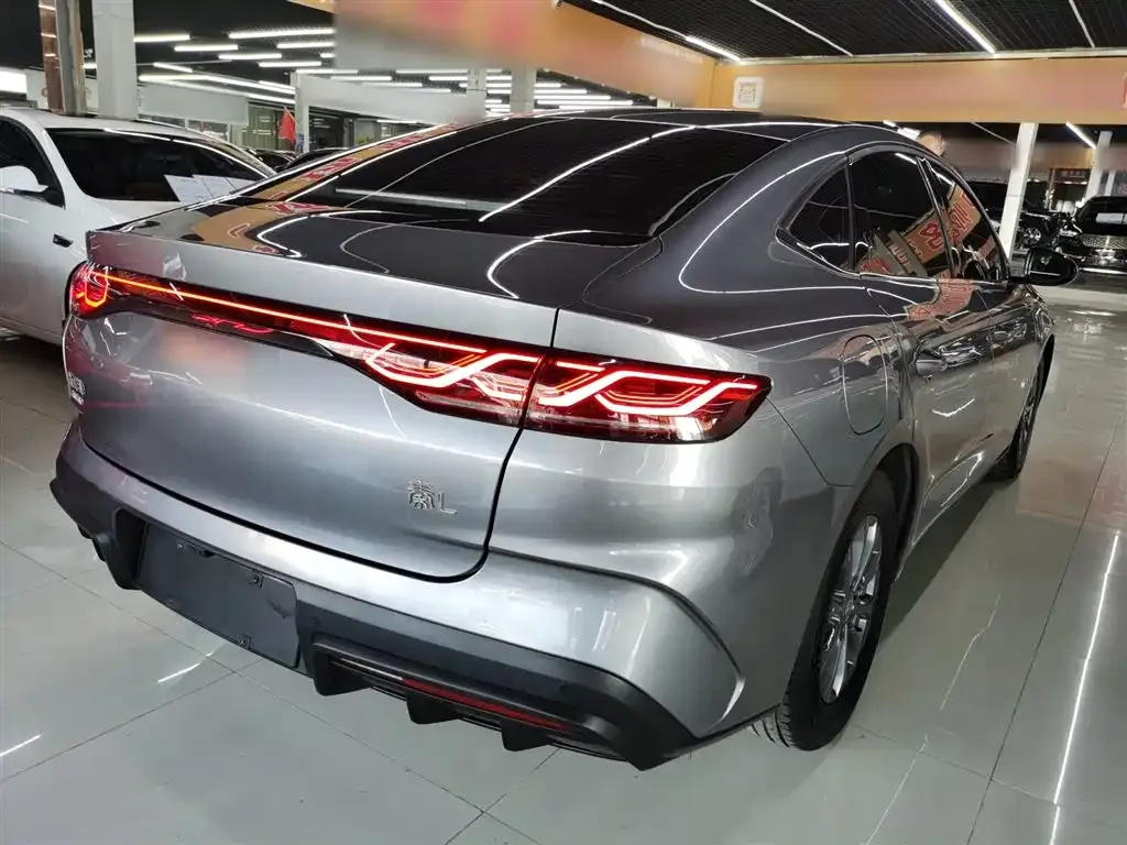 BYD Qin L — фото 6