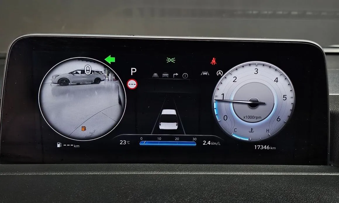 Hyundai Staria 2023 из KR, фото 8