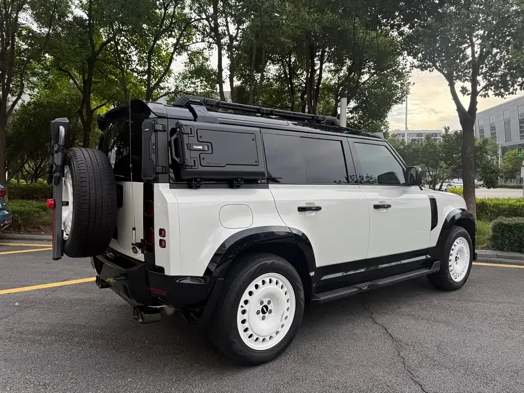 Land Rover Defender — фото 5