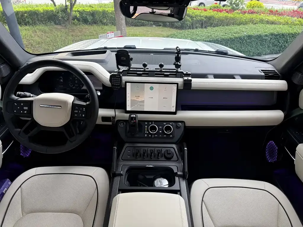 Land Rover Defender — фото 3