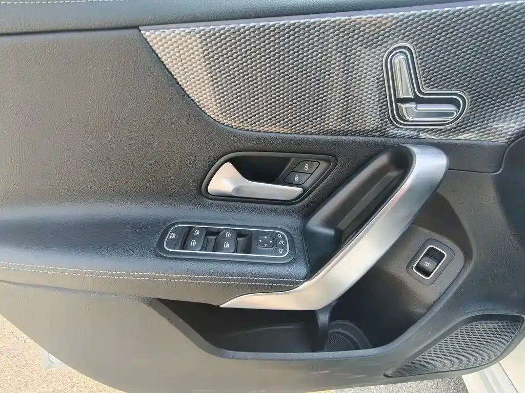 Mercedes-Benz A-Class 2022 из CN, фото 7