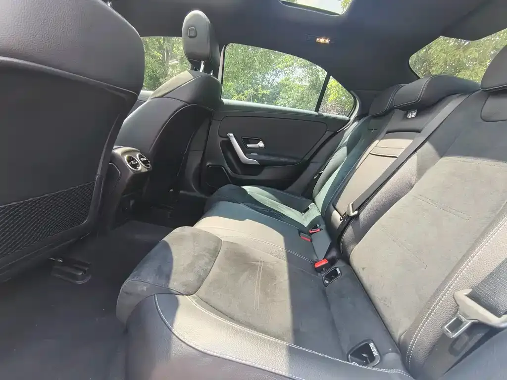 Mercedes-Benz A-Class 2022 из CN, фото 2