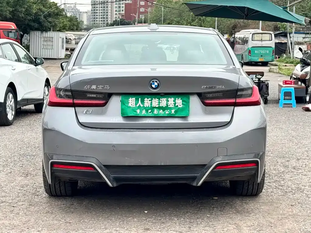 BMW i3 — фото 4