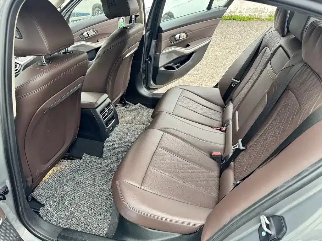 BMW i3 — фото 2