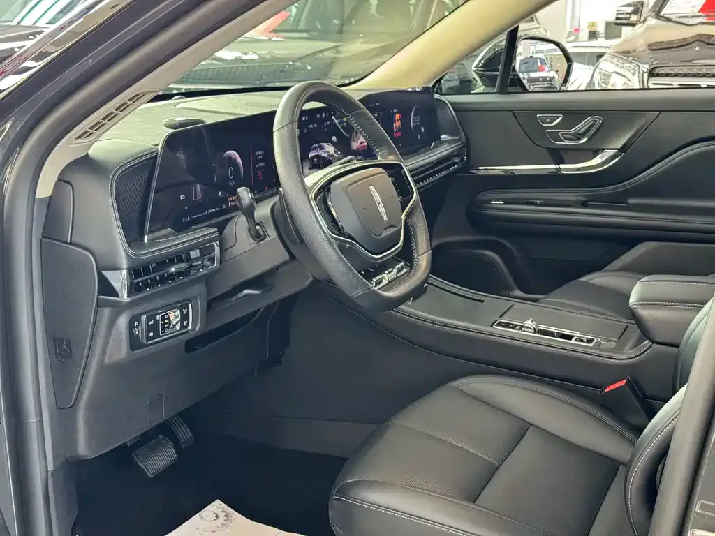 Lincoln Corsair 2024 из CN, фото 4
