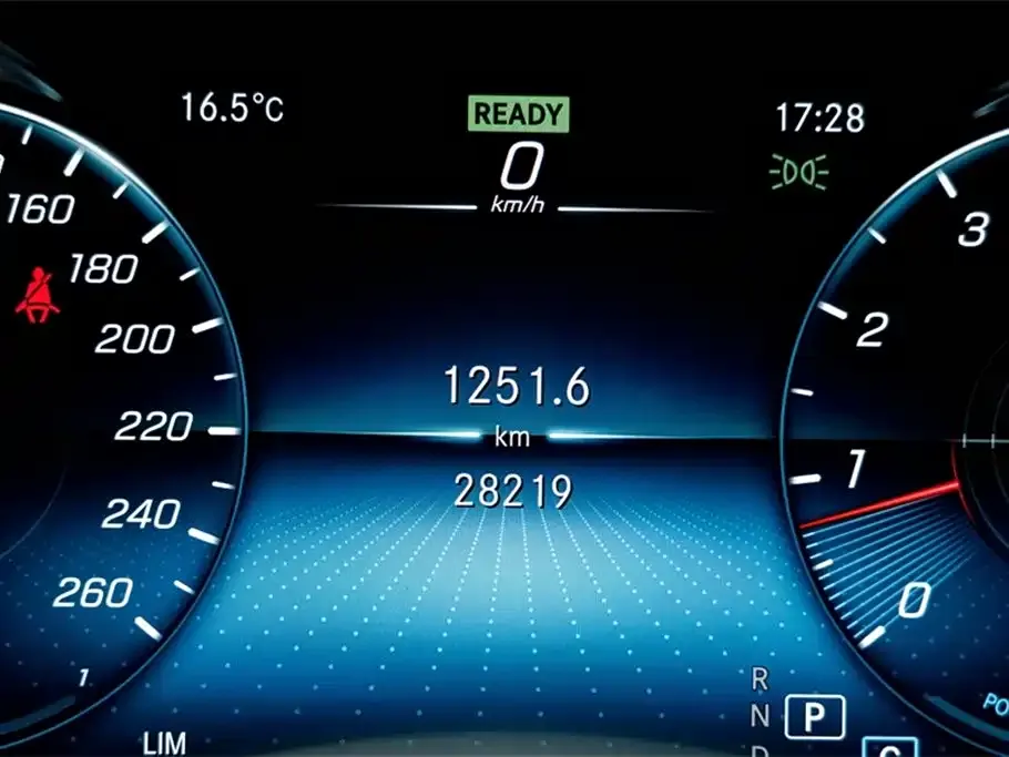 Mercedes-Benz C-Class (Import) — фото 5