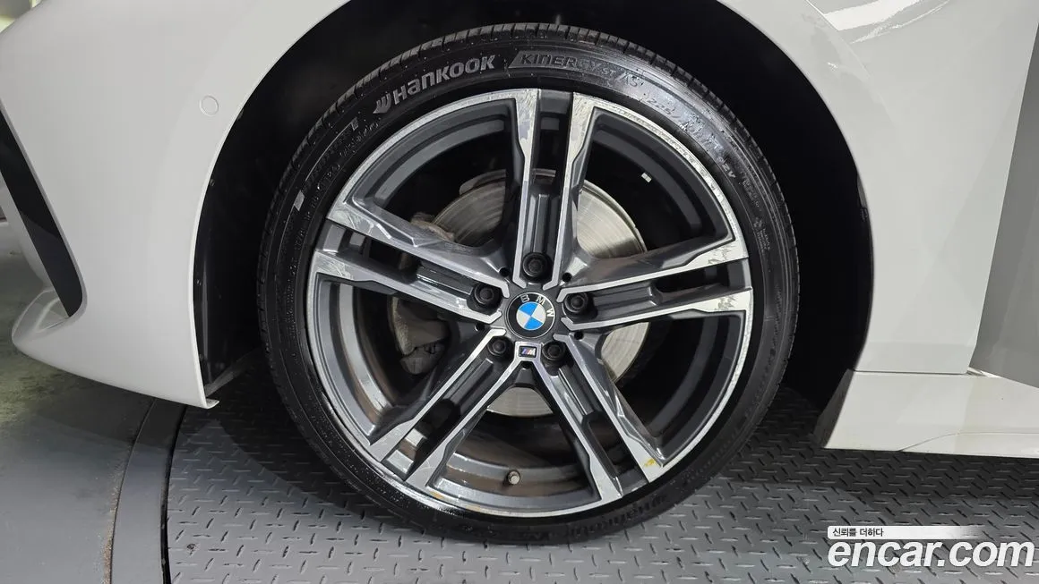 BMW 1-Series 2021 из KR, фото 10