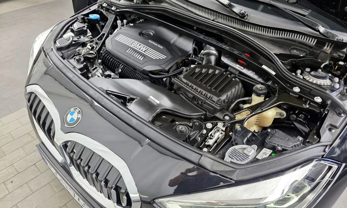BMW 1-Series 2024 из KR, фото 10