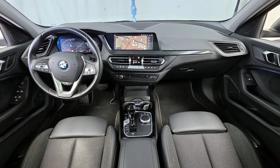 BMW 1-Series 2024 из KR, фото 5