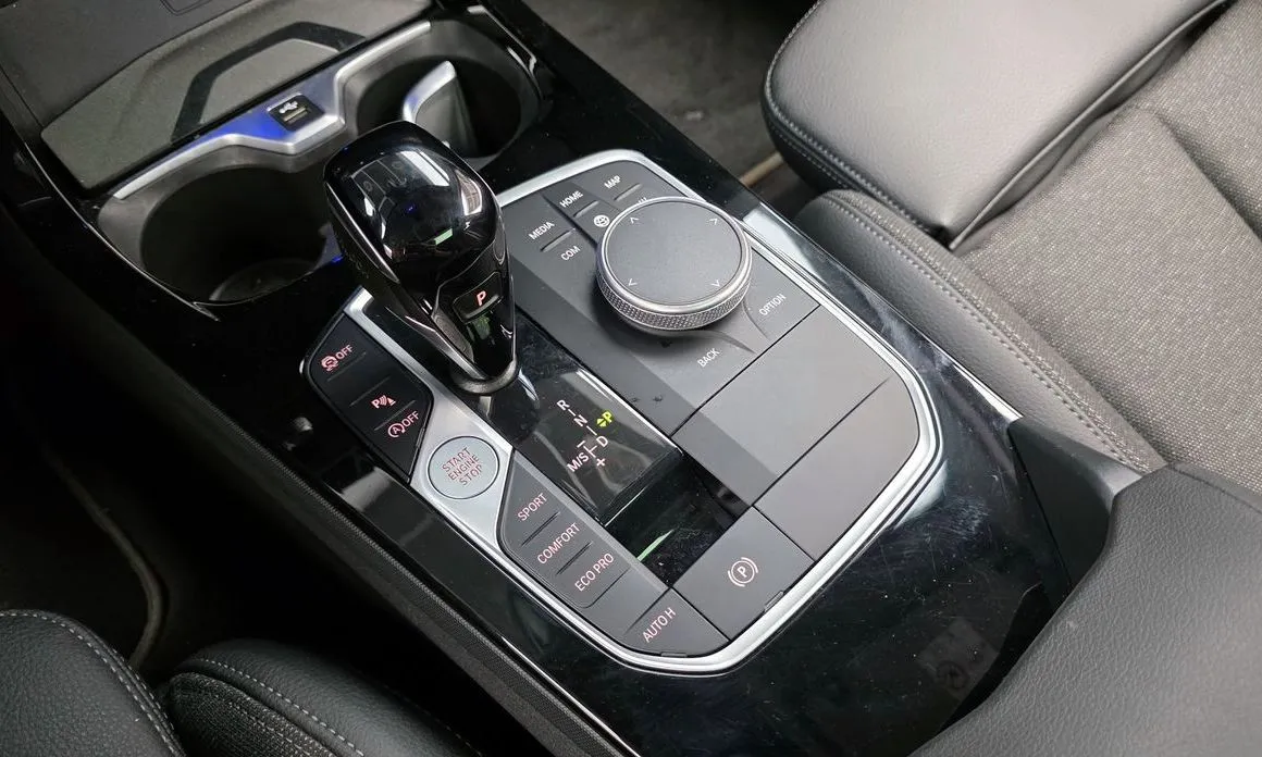 BMW 1-Series 2024 из KR, фото 7