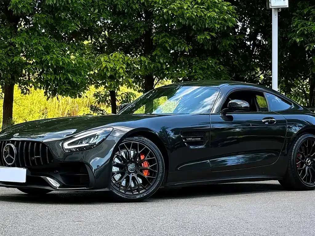 Mercedes-Benz AMG GT — фото 1