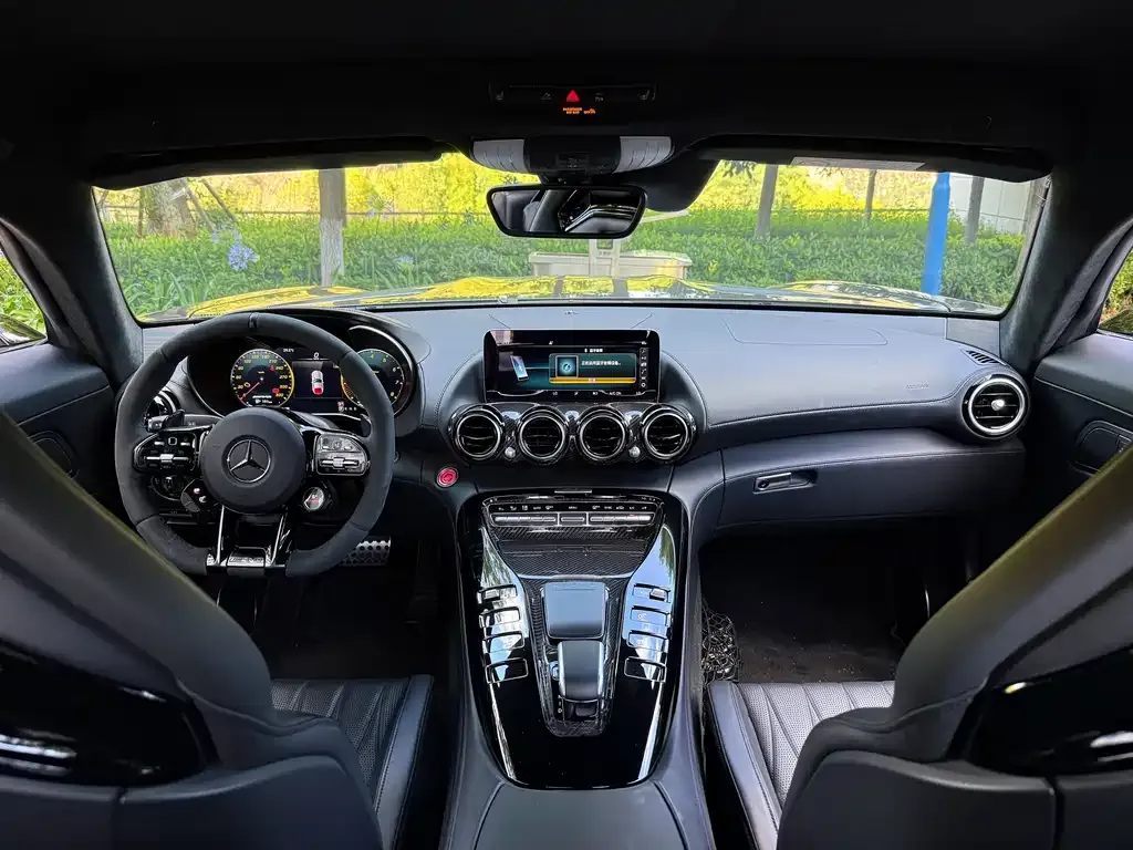 Mercedes-Benz AMG GT — фото 3