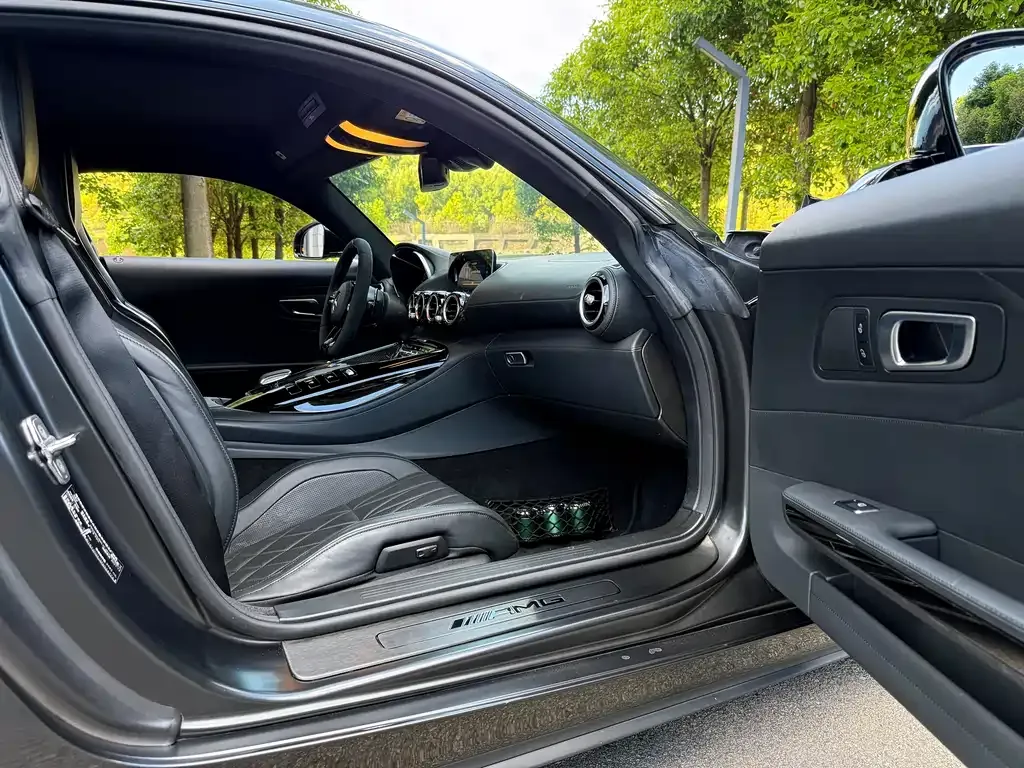 Mercedes-Benz AMG GT — фото 5