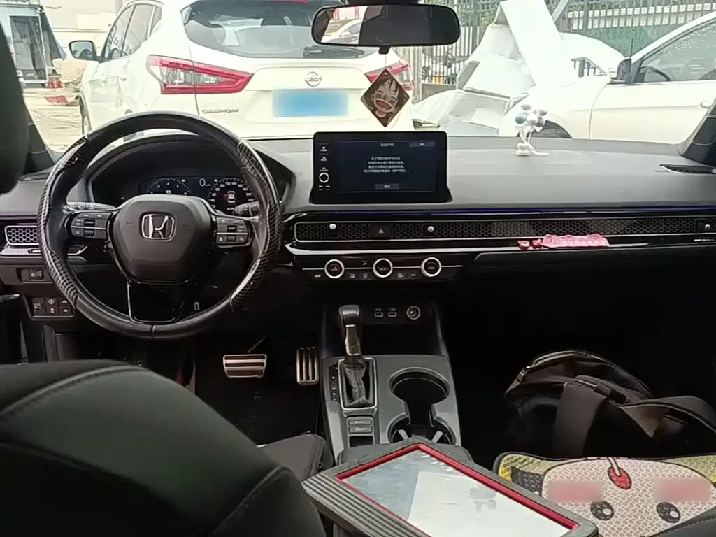 Honda Civic — фото 10