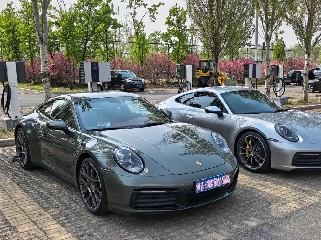 Porsche 911 2021 из CN, фото 5