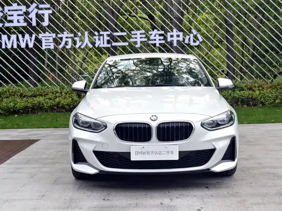 BMW 1 Series 2021 из CN, фото 8