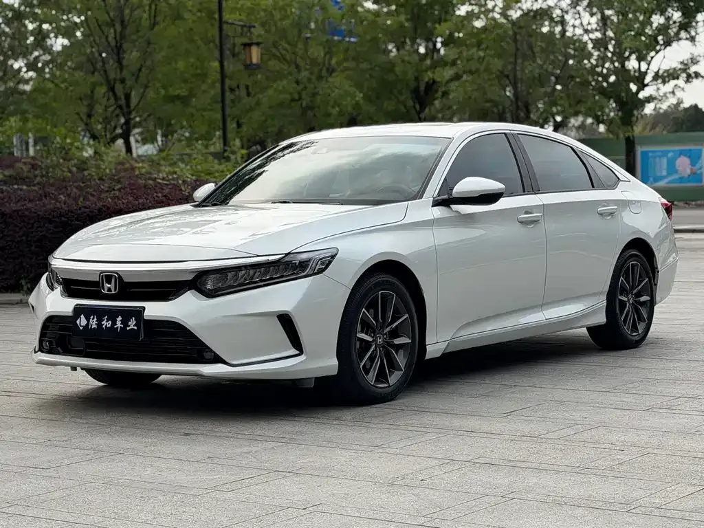 Honda Inspire — фото 1