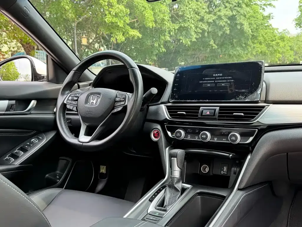 Honda Inspire — фото 5