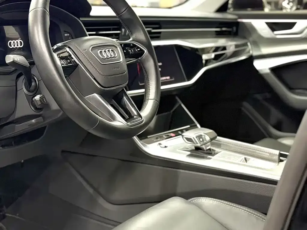 Audi A6L — фото 3