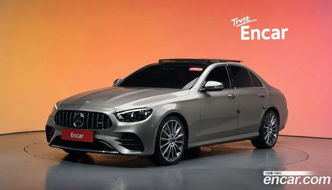 Mercedes-Benz E-Class E350 4MATIC AMG Line 1