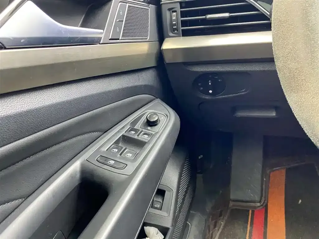 Volkswagen Passat — фото 5