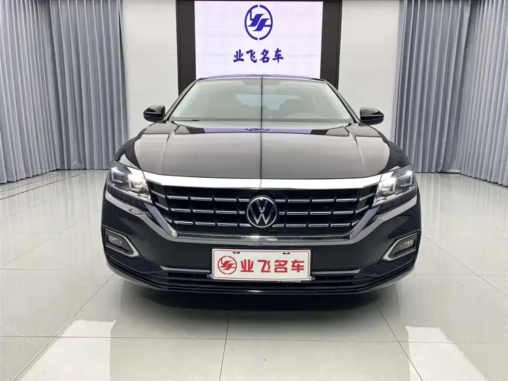 Volkswagen Passat — фото 6