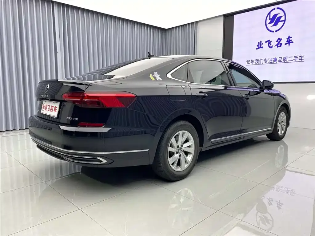 Volkswagen Passat — фото 7