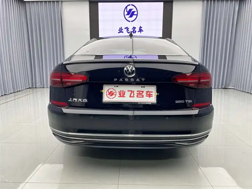 Volkswagen Passat — фото 3