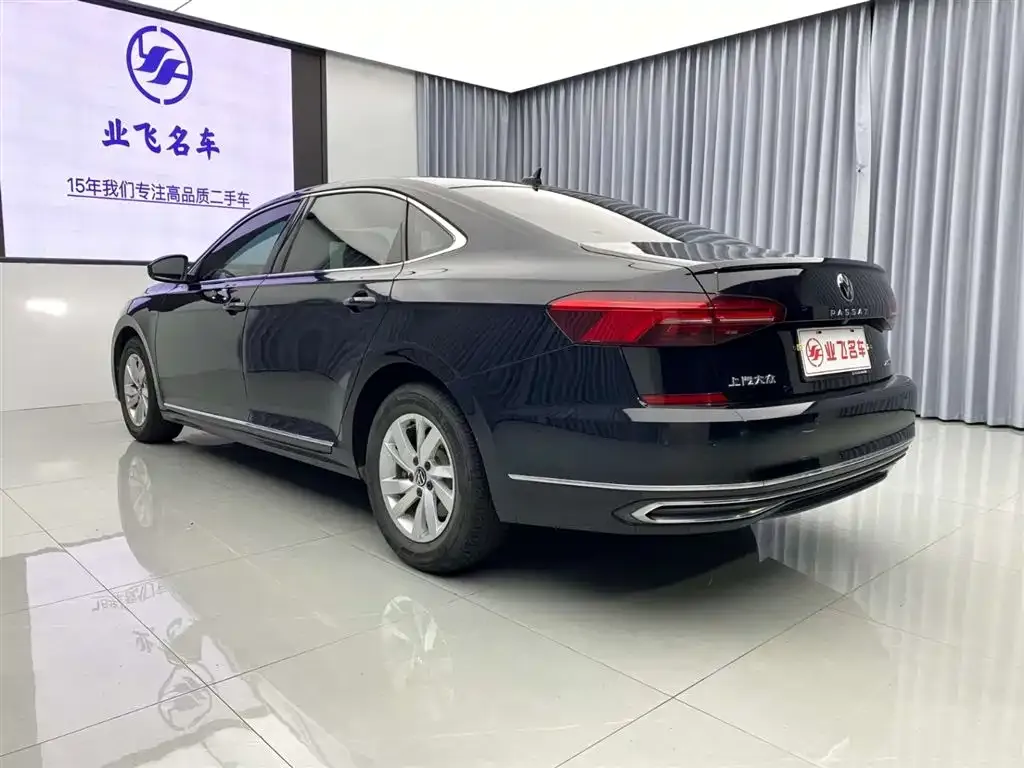 Volkswagen Passat — фото 8