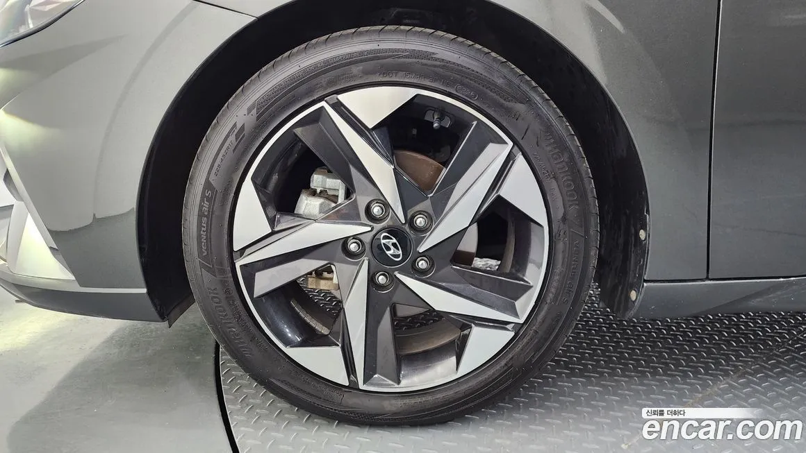 Hyundai AVANTE — фото 10