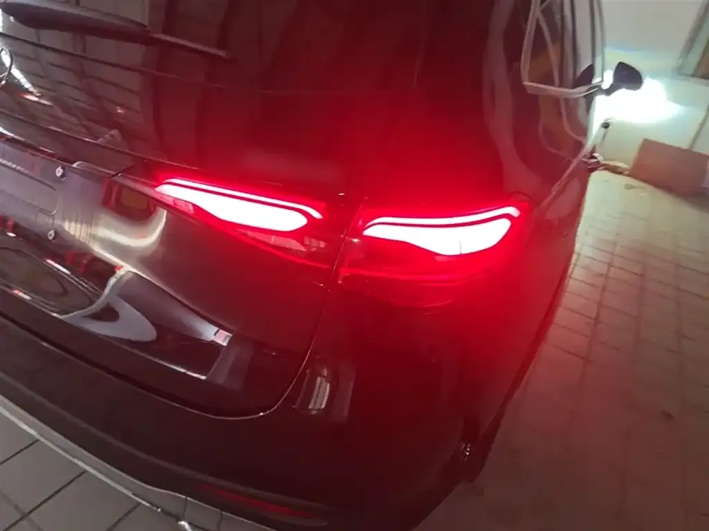 Mercedes-Benz GLC 2024 из CN, фото 2