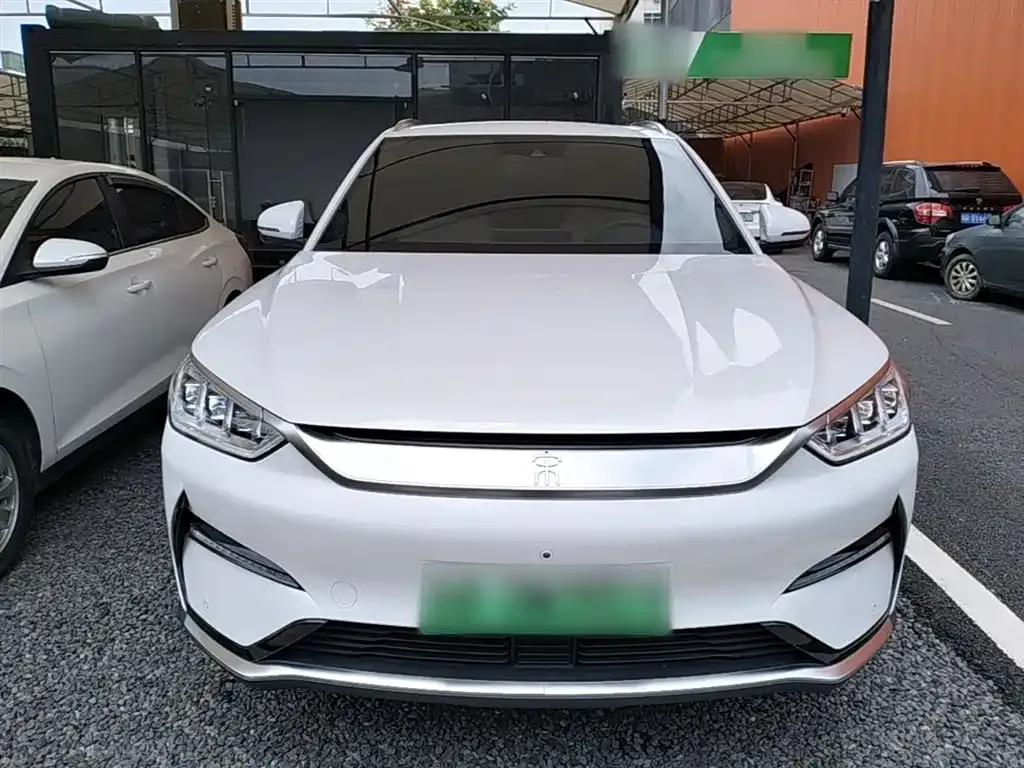 BYD PLUS New Energy — фото 6