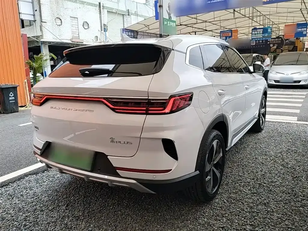 BYD PLUS New Energy — фото 8