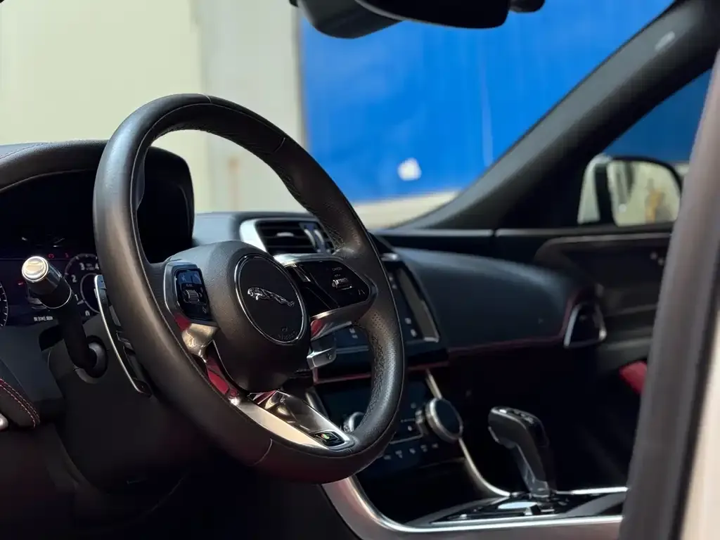 Jaguar XEL 2021 из CN, фото 8