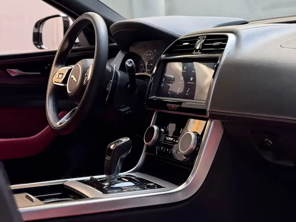 Jaguar XEL 2021 из CN, фото 9