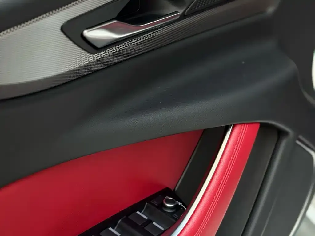 Jaguar XEL 2021 из CN, фото 6