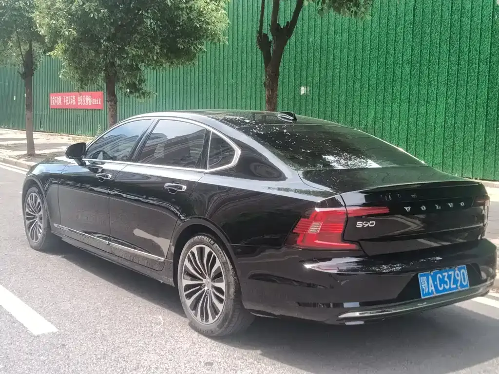 Volvo S90 — фото 7