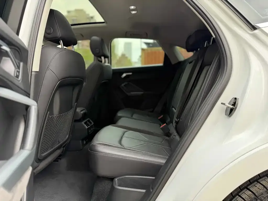 Audi Q3 Sportback 2021 из CN, фото 2