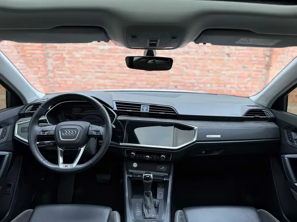Audi Q3 Sportback 2021 из CN, фото 4