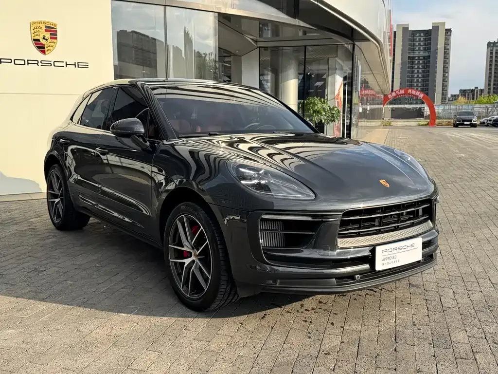 Porsche Macan — фото 1