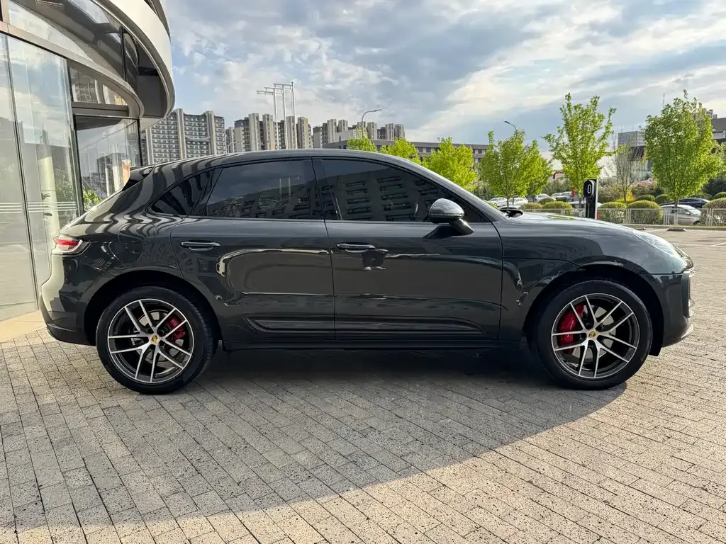 Porsche Macan — фото 9