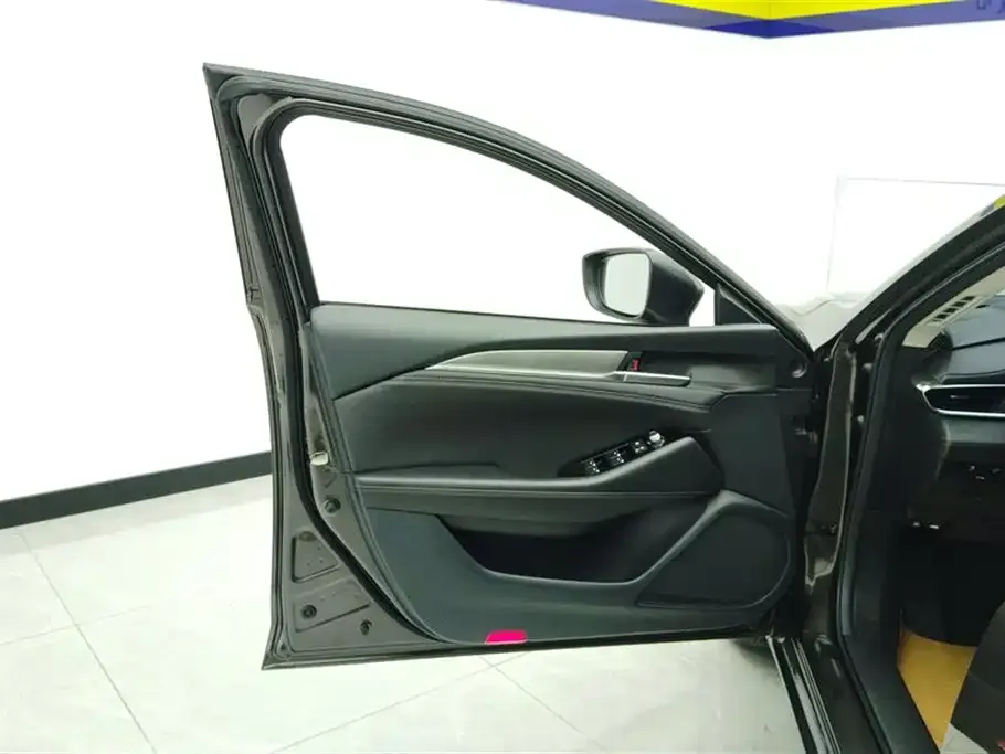 Mazda Atenza — фото 10