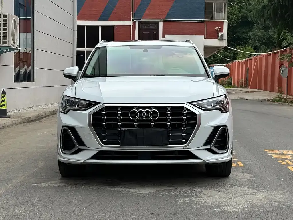 Audi Q3 — фото 6