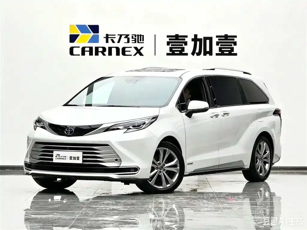 Toyota Sienna — фото 1