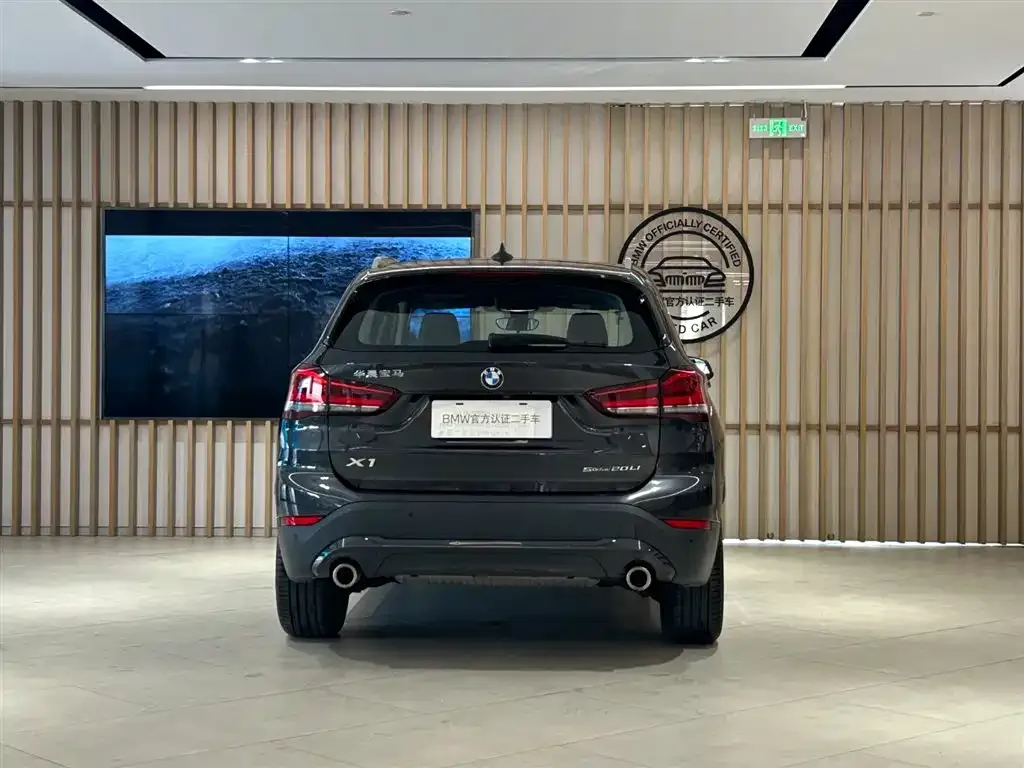 BMW X1 2021 из CN, фото 3