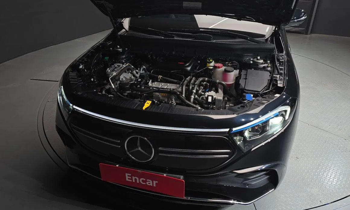 Mercedes-Benz EQB 2023 из KR, фото 10