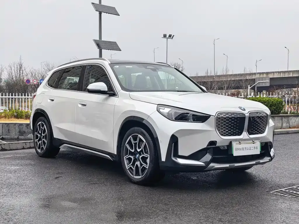 BMW iX1 2025 из CN, фото 7